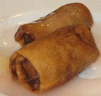 Spring rolls can contain seafood in Madrid